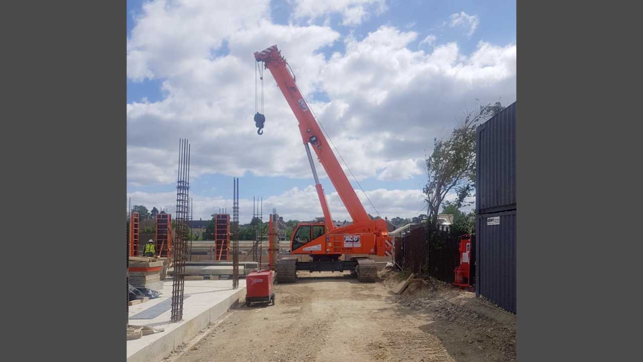 Marchetti Cranes CW 55.40L TailSwing radius 3.5m